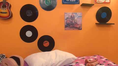 MEIS online show from 12-02-25, 02:17