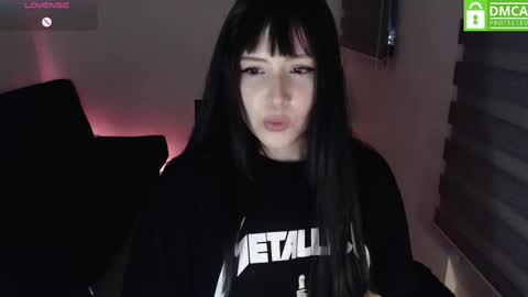 Snapshot of meko_hzu chatting on 05-24-26, 12:59 WETWATERMELL online show from 05-24-26, 12:59