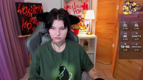 Snapshot of mekurisu chatting on 01-15-25, 01:23 mekurisu online show from 01-15-25, 01:23