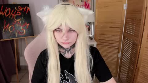 Snapshot of mekurisu chatting on 05-28-26, 01:58 mekurisu online show from 05-28-26, 01:58