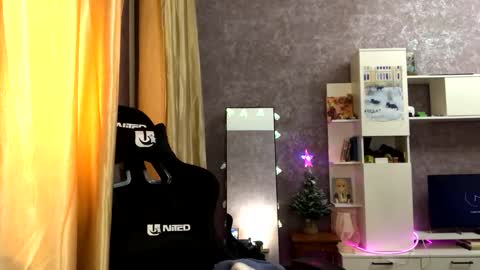 Snapshot of mekyy_no_neko chatting on 01-11-26, 03:17 Mekyy online show from 01-11-26, 03:17