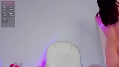 Snapshot of mel_18_ chatting on 02-03-25, 09:39 A N D R E A online show from 02-03-25, 09:39