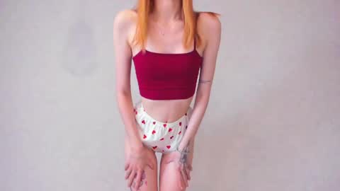 Snapshot of mel__lisa chatting on 06-06-26, 12:05 mel__lisa online show from 06-06-26, 12:05