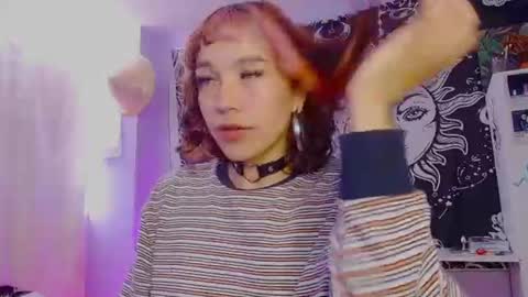 Melissa  -  -  Please help me to reach 100 thumbs up online show from 07-18-26, 06:45