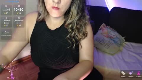 Snapshot of mel_raise chatting on 03-12-25, 09:03 mel raise online show from 03-12-25, 09:03