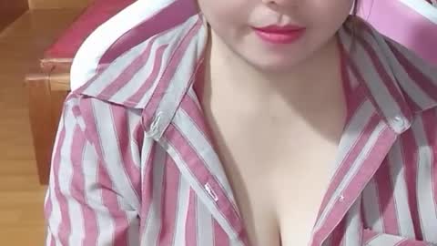 mela7386 online show from 01-16-26, 10:19