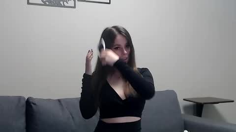 Snapshot of meladams chatting on 01-20-25, 09:22 meladams online show from 01-20-25, 09:22