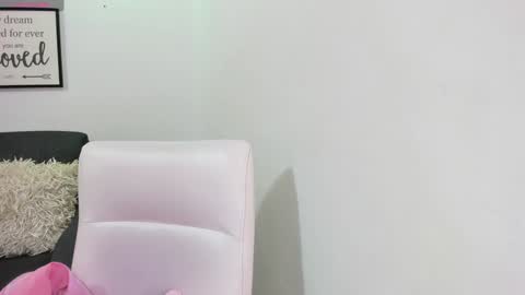 Snapshot of melan_owen chatting on 01-11-25, 10:51 melan_owen online show from 01-11-25, 10:51