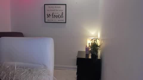 Snapshot of melan_owen chatting on 11-27-25, 10:50 melan_owen online show from 11-27-25, 10:50