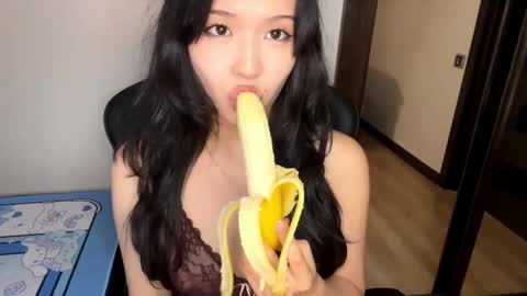 Snapshot of melana_love chatting on 03-07-25, 05:28 Melana online show from 03-07-25, 05:28