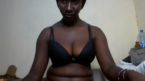 Snapshot of melanated_ass chatting on 06-11-26, 02:33 melanin online show from 06-11-26, 02:33