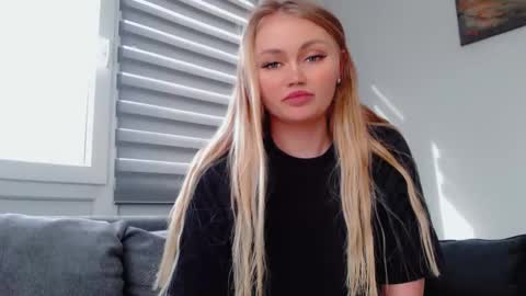 Melania online show from 03-26-26, 12:44