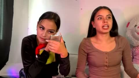 Snapshot of melani_bear chatting on 07-04-26, 04:35 MELANI online show from 07-04-26, 04:35