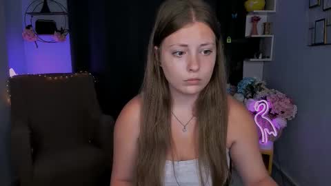 Snapshot of melani_bumm chatting on 09-09-25, 07:41 melani_bumm online show from 09-09-25, 07:41