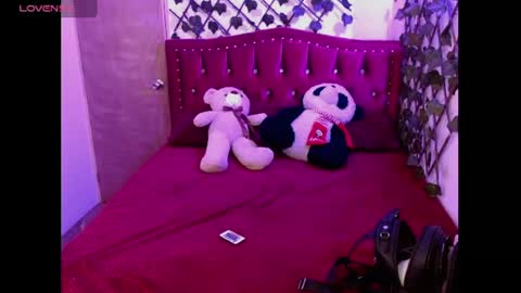 Snapshot of melani_cute01 chatting on 04-16-26, 08:53 melani_cute01 online show from 04-16-26, 08:53