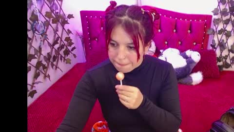 Snapshot of melani_cute01 chatting on 04-29-26, 11:33 melani_cute01 online show from 04-29-26, 11:33