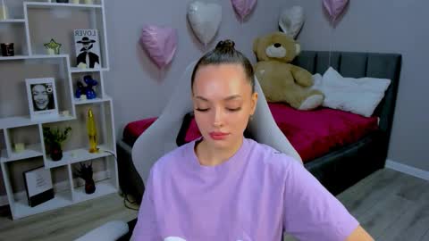 MelanieAlves online show from 03-19-26, 06:39