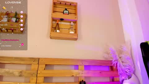 Melanie online show from 02-22-25, 11:35