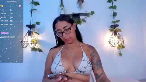 Snapshot of melanieecox chatting on 07-12-26, 03:36 Melanie online show from 07-12-26, 03:36