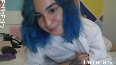 Snapshot of melaniefairy chatting on 02-18-25, 08:27 Melanie online show from 02-18-25, 08:27