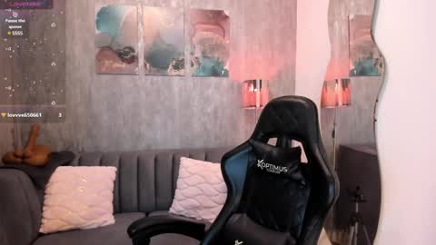 Snapshot of melaniehudson_ chatting on 03-05-25, 05:07 Melanie online show from 03-05-25, 05:07