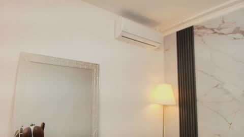 Snapshot of melaniepatton chatting on 02-05-26, 08:35 Melanie online show from 02-05-26, 08:35