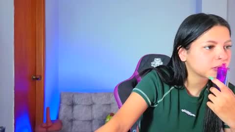 Snapshot of melanimorgan1 chatting on 06-29-26, 01:12 melanimorgan1 online show from 06-29-26, 01:12