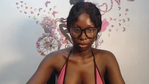 Snapshot of melanine_floral chatting on 03-09-25, 10:08 Praiz online show from 03-09-25, 10:08