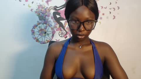 Snapshot of melanine_floral chatting on 03-11-25, 08:42 Praiz online show from 03-11-25, 08:42