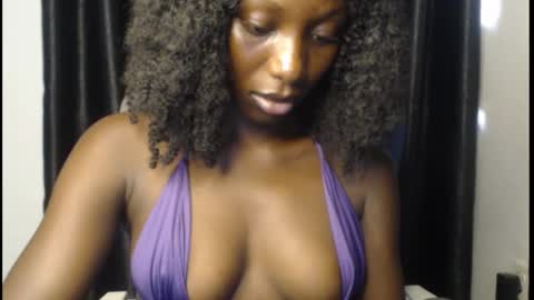 Snapshot of melanine_floral chatting on 11-13-25, 10:25 Praiz online show from 11-13-25, 10:25
