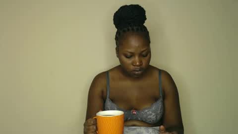 melaningoddess30 online show from 02-07-25, 08:55