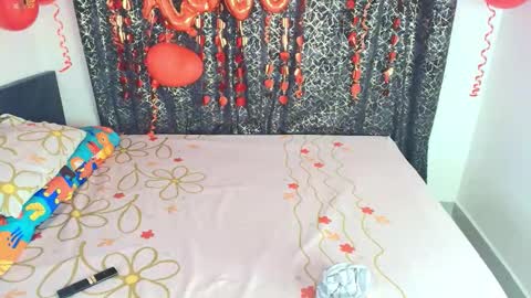 Snapshot of melannia_hills chatting on 09-21-25, 06:04 melannia_hills online show from 09-21-25, 06:04