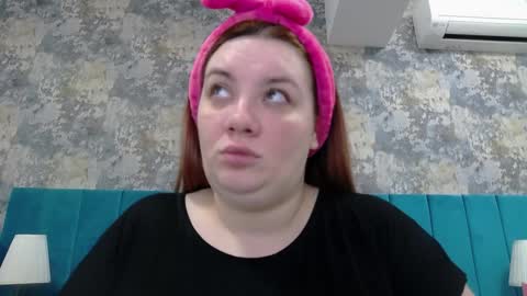 Snapshot of melanniebrown chatting on 02-03-25, 06:34 melanniebrown online show from 02-03-25, 06:34