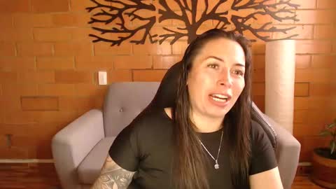 Melanny online show from 11-25-25, 11:10