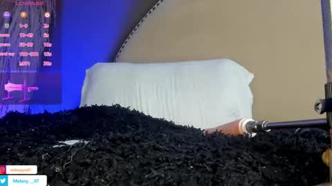 melany online show from 11-22-25, 01:10