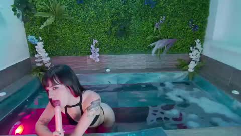 Melany online show from 01-17-25, 03:11