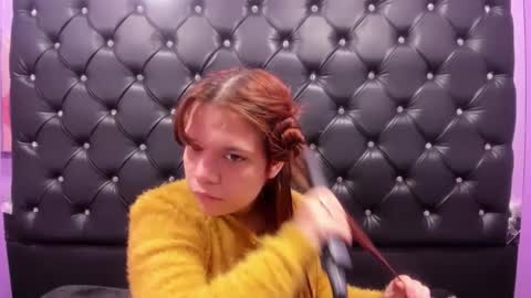 Snapshot of melanyanal_ chatting on 09-29-25, 02:00 MelanyAnal online show from 09-29-25, 02:00