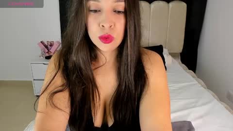 melany online show from 04-16-26, 02:34