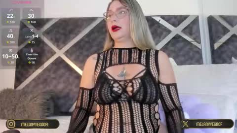 Snapshot of melanyvega_ chatting on 10-21-25, 09:21 Melany online show from 10-21-25, 09:21