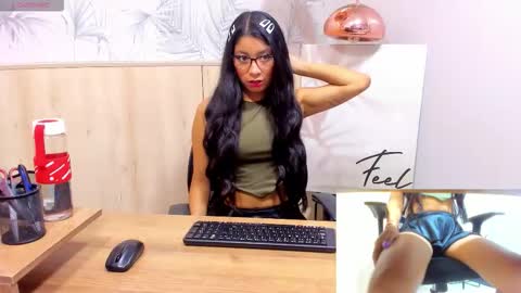 Snapshot of melanywayne_ chatting on 11-13-25, 07:24 Melany online show from 11-13-25, 07:24
