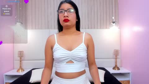 Snapshot of melanywayne_ chatting on 06-01-26, 11:34 Melany online show from 06-01-26, 11:34