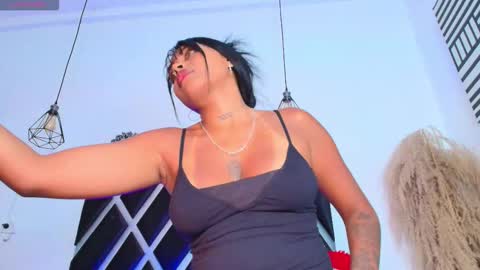 Snapshot of melanyy_miller chatting on 10-06-25, 10:18 melanny online show from 10-06-25, 10:18