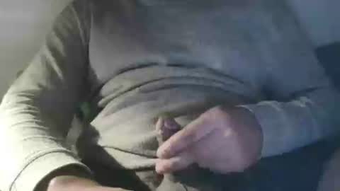 Snapshot of melb887 chatting on 04-28-26, 01:49 melb887 online show from 04-28-26, 01:49