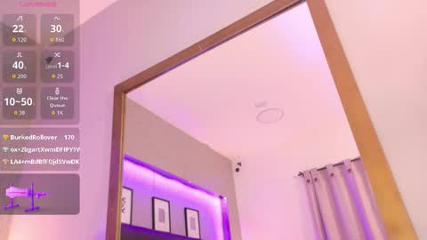 Snapshot of meleekxxx chatting on 12-20-25, 08:49 MeleekXXX online show from 12-20-25, 08:49