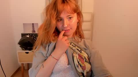 Im Meleena   online show from 04-15-26, 05:09