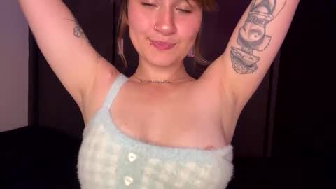 Snapshot of meleena_fox chatting on 05-28-26, 09:34 Im Meleena online show from 05-28-26, 09:34