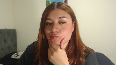 Snapshot of meliinna_xxx chatting on 01-09-25, 06:27 meliinna_xxx online show from 01-09-25, 06:27