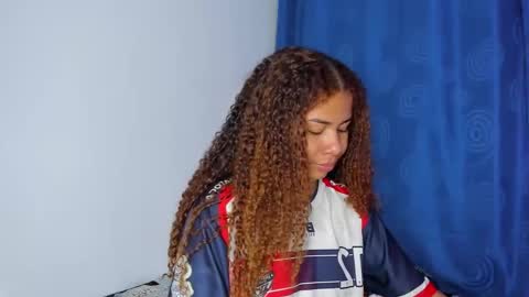 M E L I N A  online show from 03-07-26, 09:12