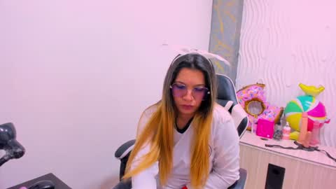 Melisa online show from 06-27-26, 12:22