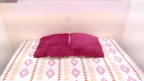 Snapshot of melisa_torrez chatting on 05-08-26, 11:37 melisa online show from 05-08-26, 11:37